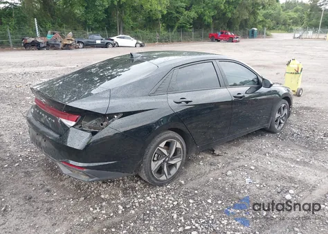 2023 Hyundai Elantra Sel z USA, uszkodzony, nr VIN KMHLS4AG6PU511334